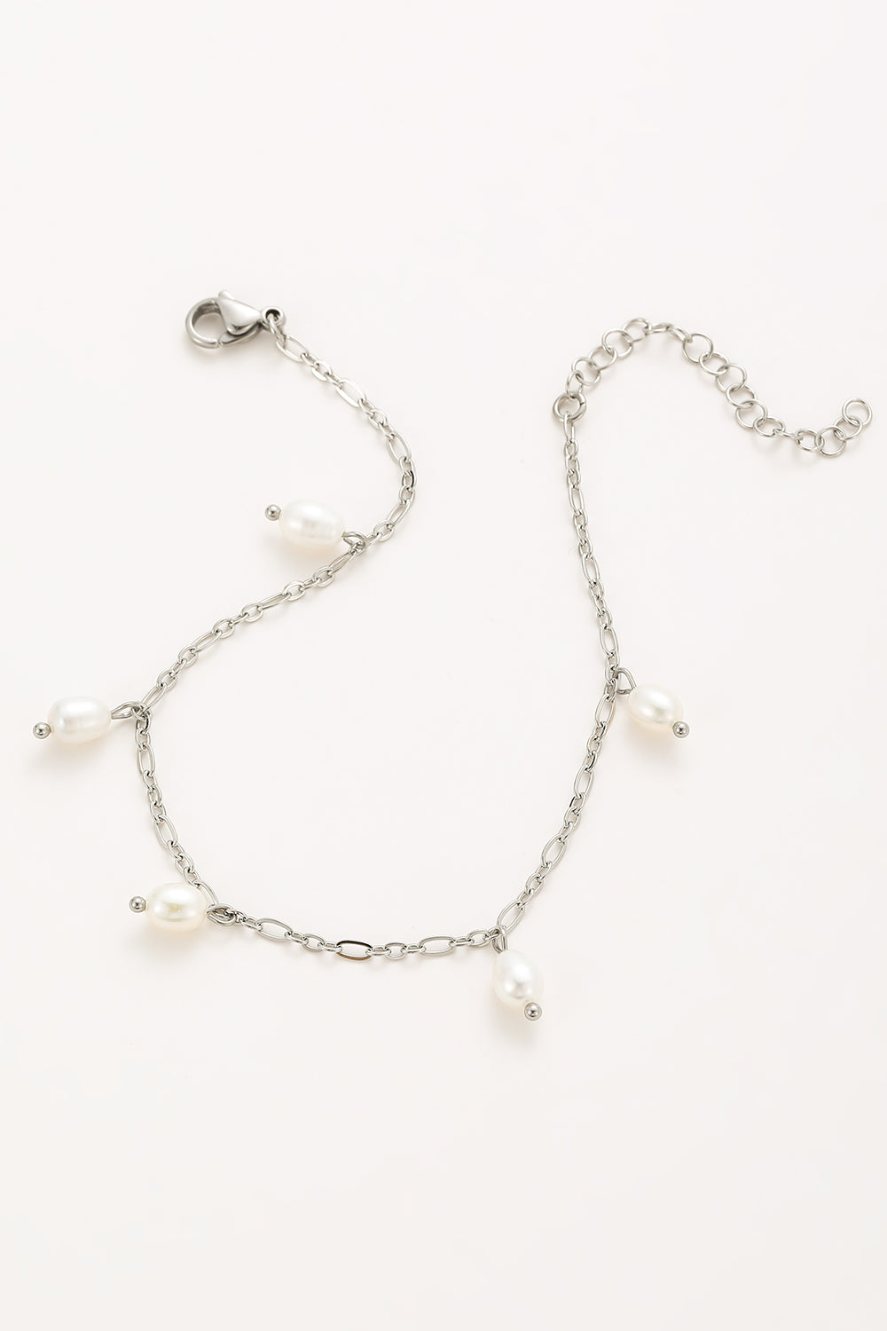 Ankle chain drop with pearls
