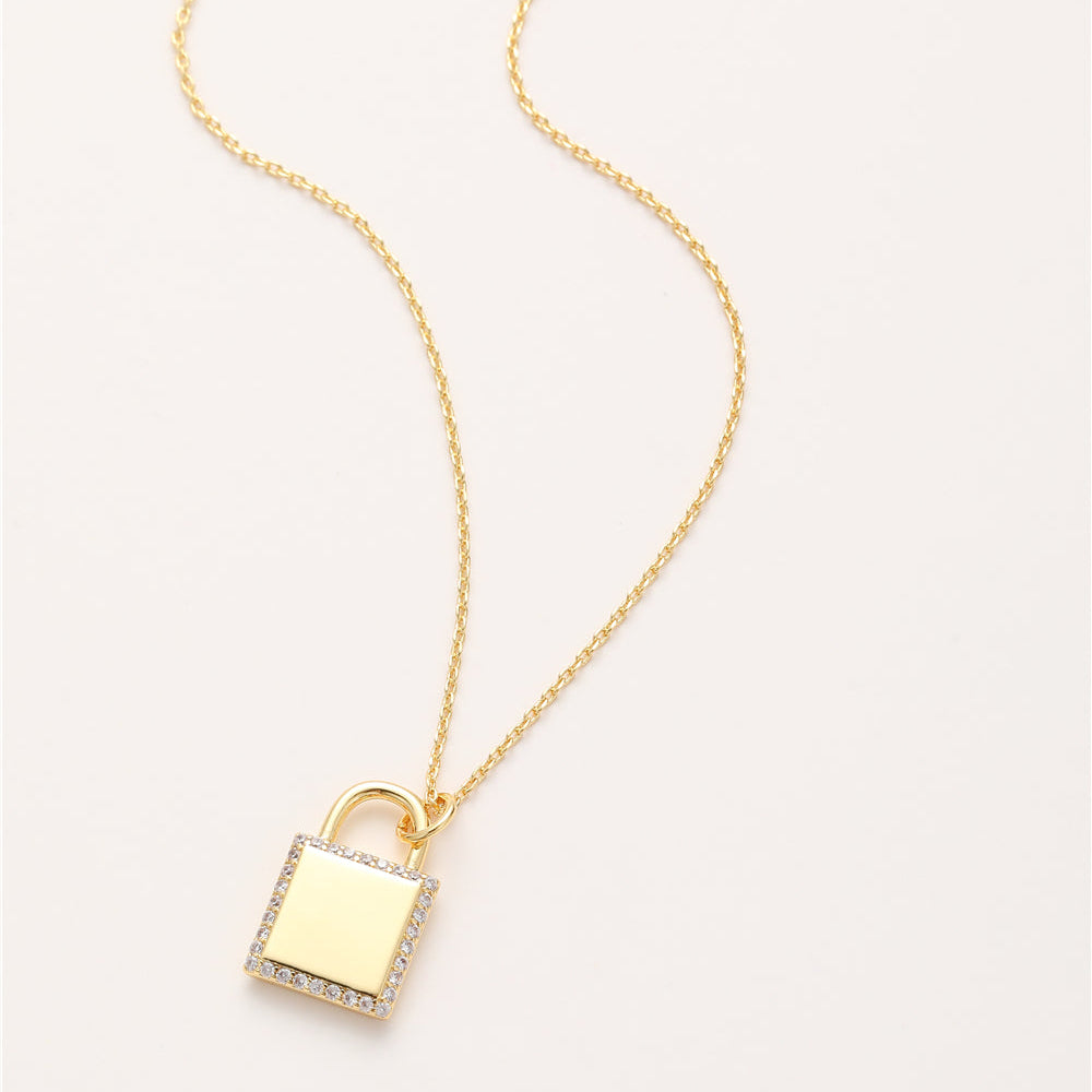 Collier cadenas en zircone avec gravure