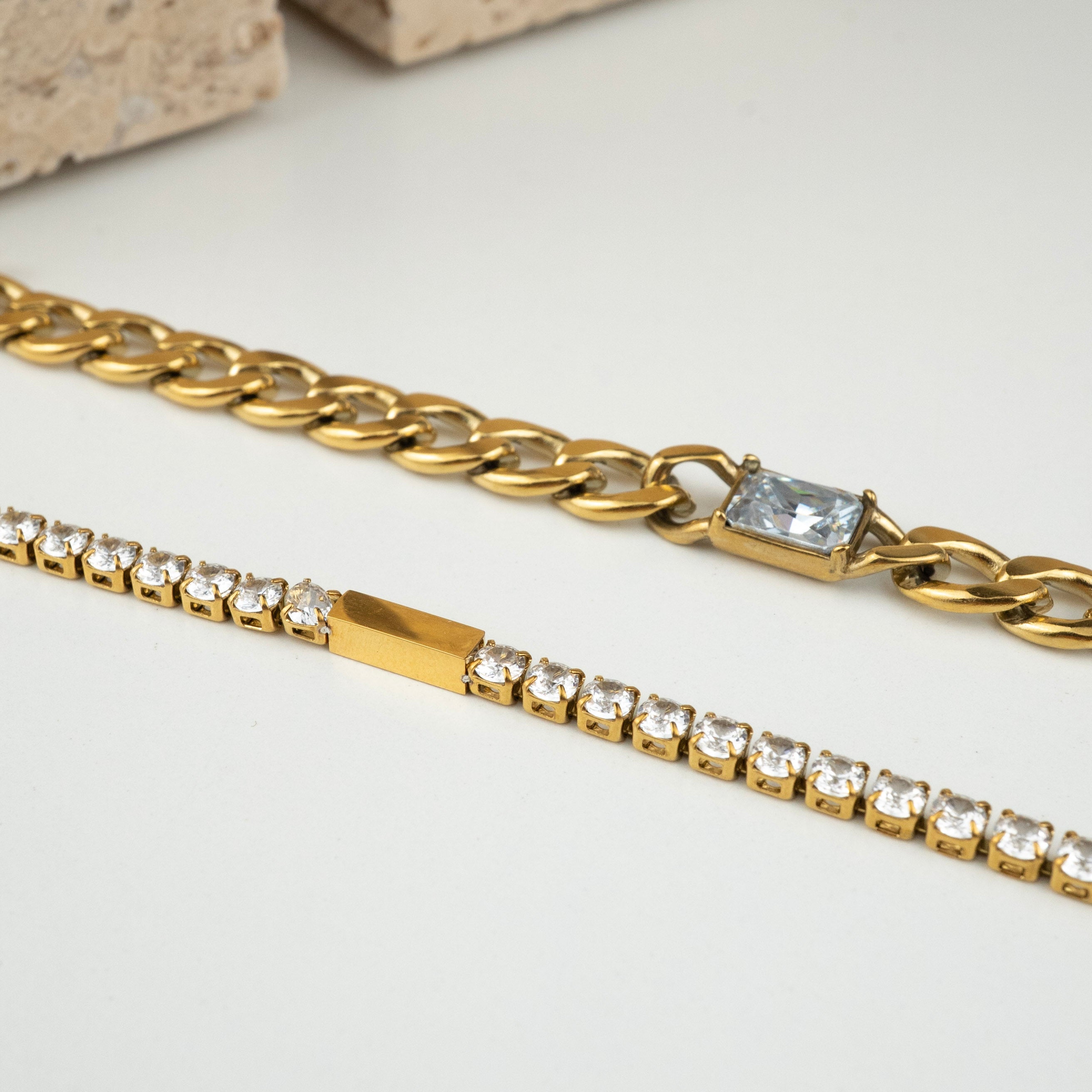 Shiny Gem Armband