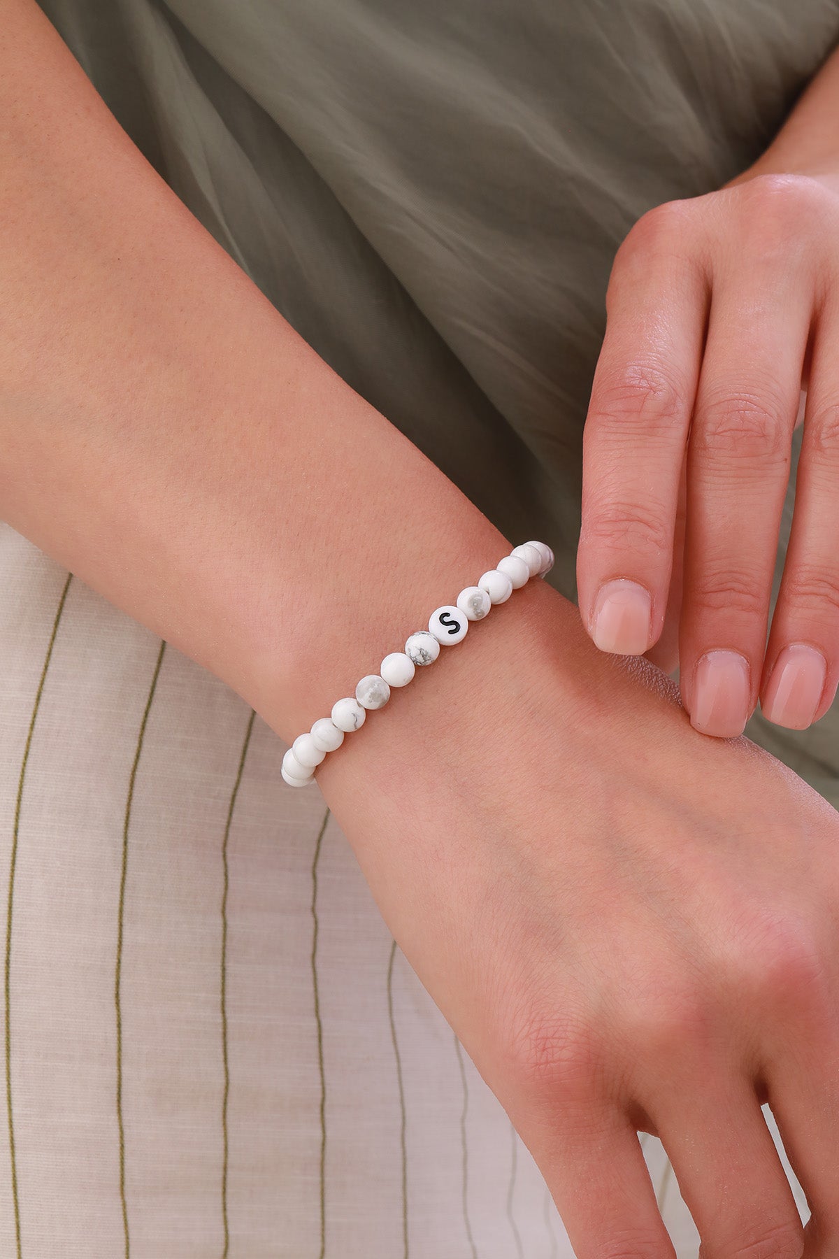 Beaded bracelets with letter
