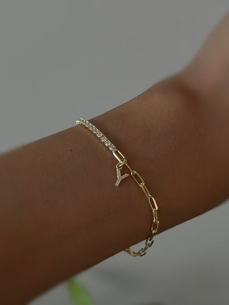 Armband mit Initial & Zirkonia