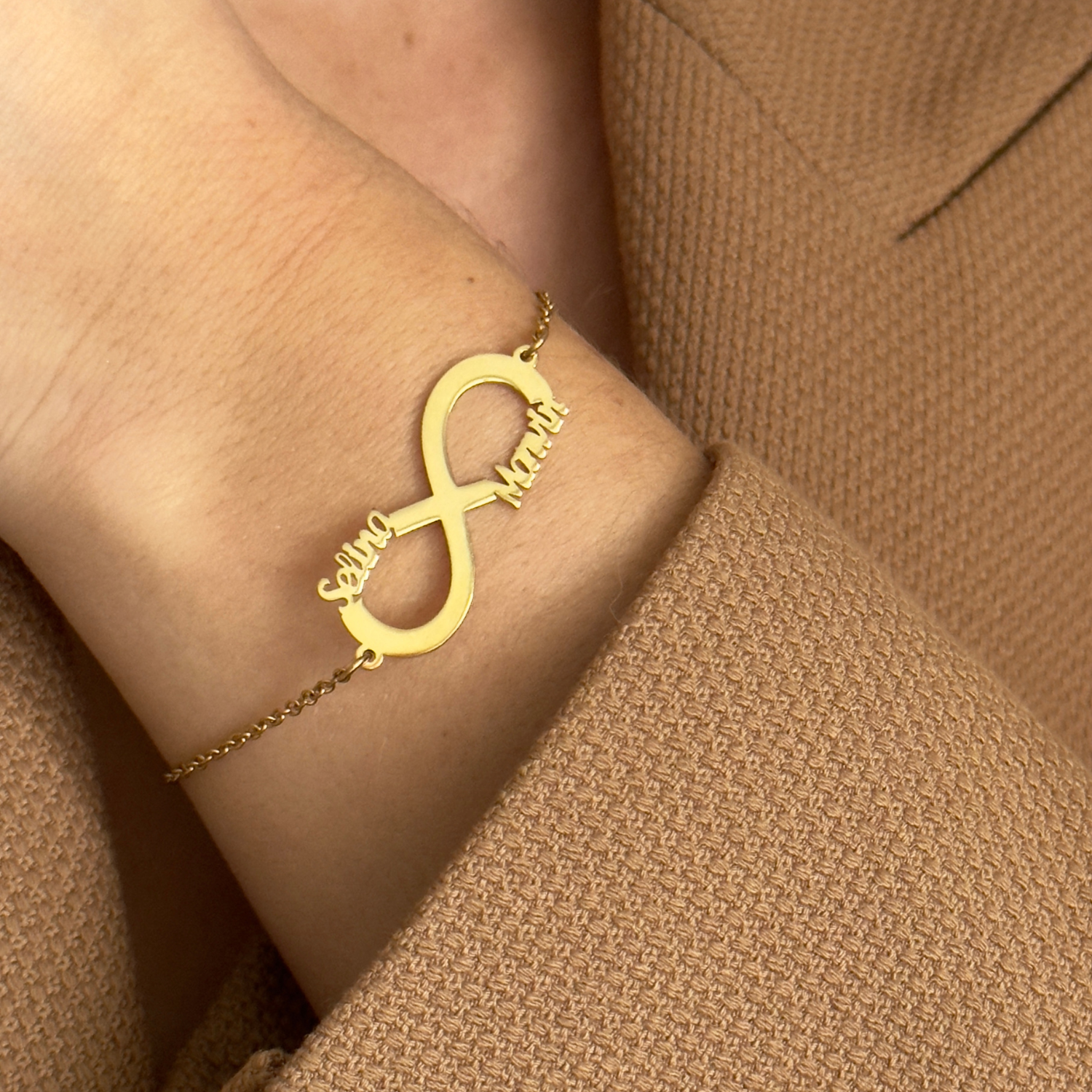 Infinity bracelet with name