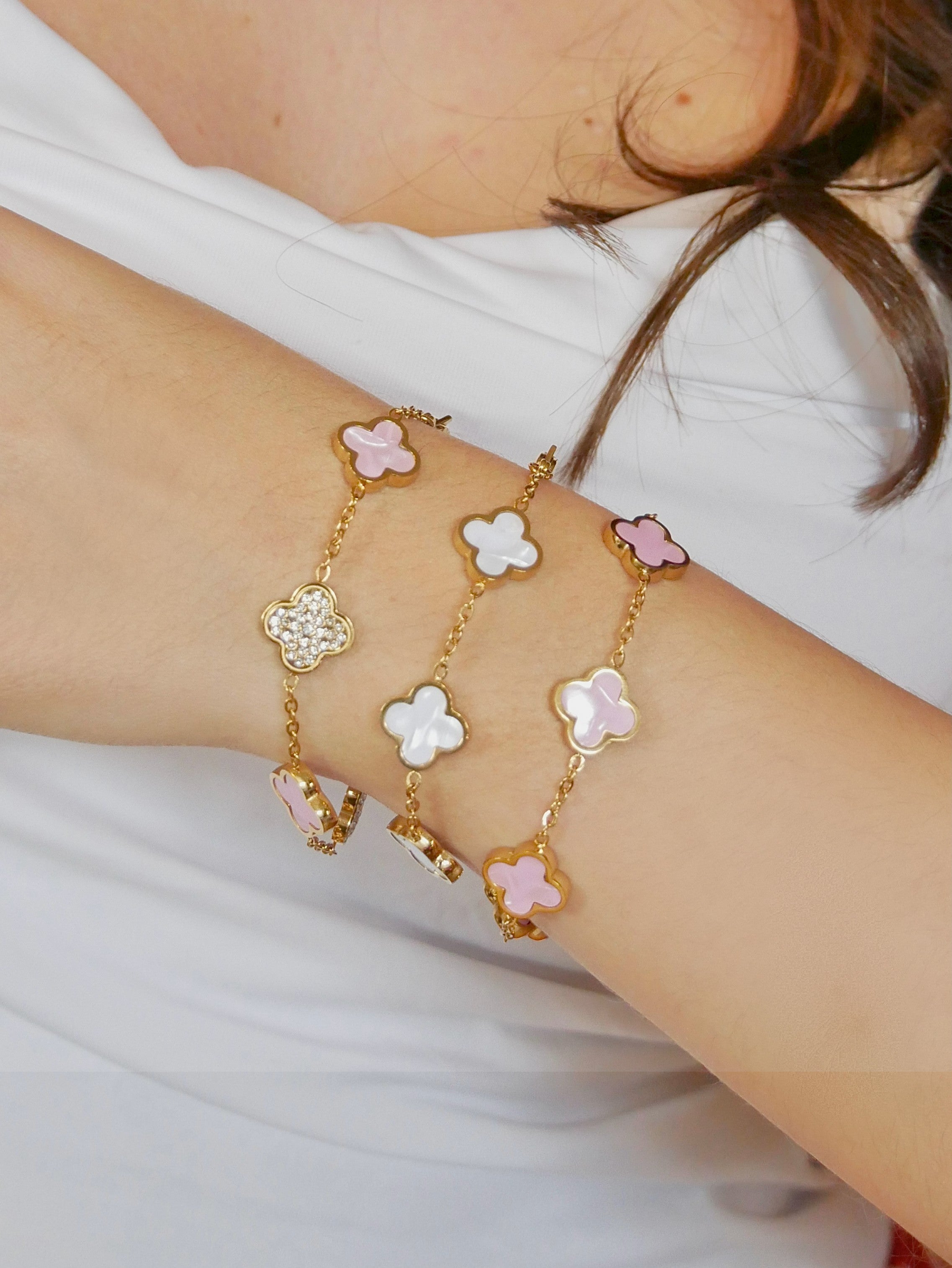 White Multiple Leaf Armband