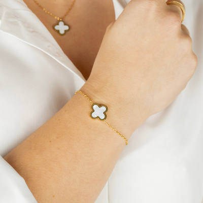 Shiny Clover bracelet