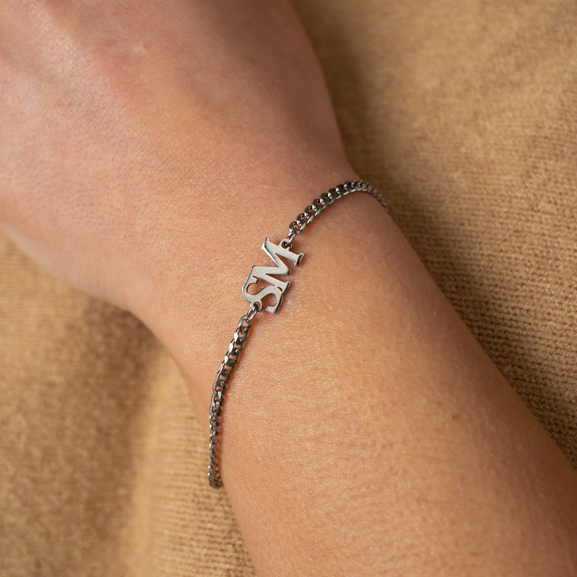 Gourmet name bracelet with 2 letters - variant Cambria