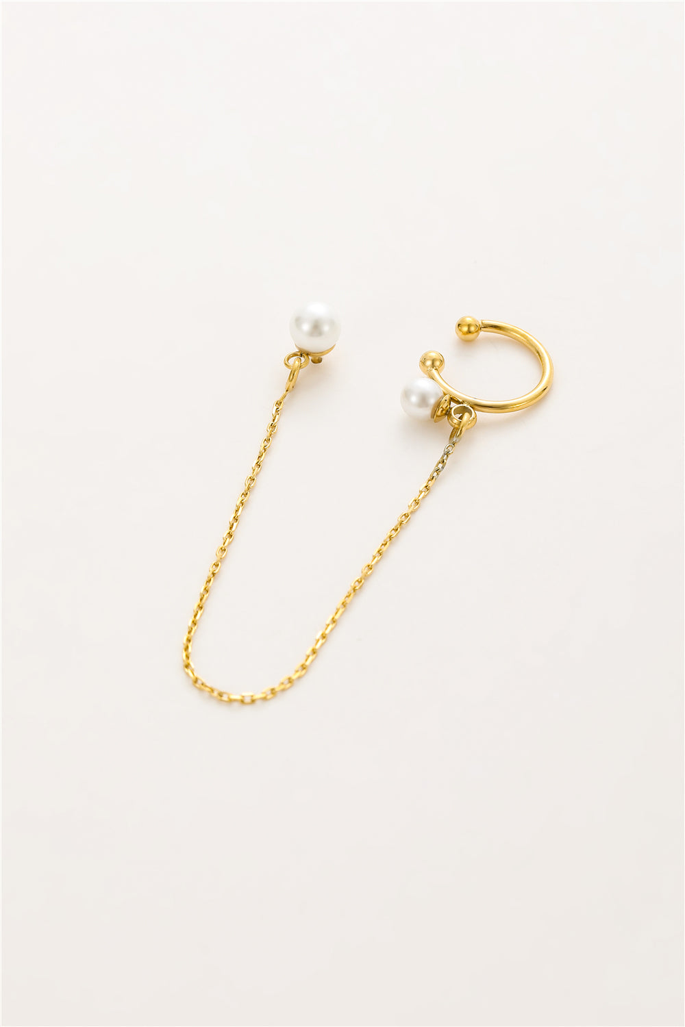 Earring pearls with earcuff