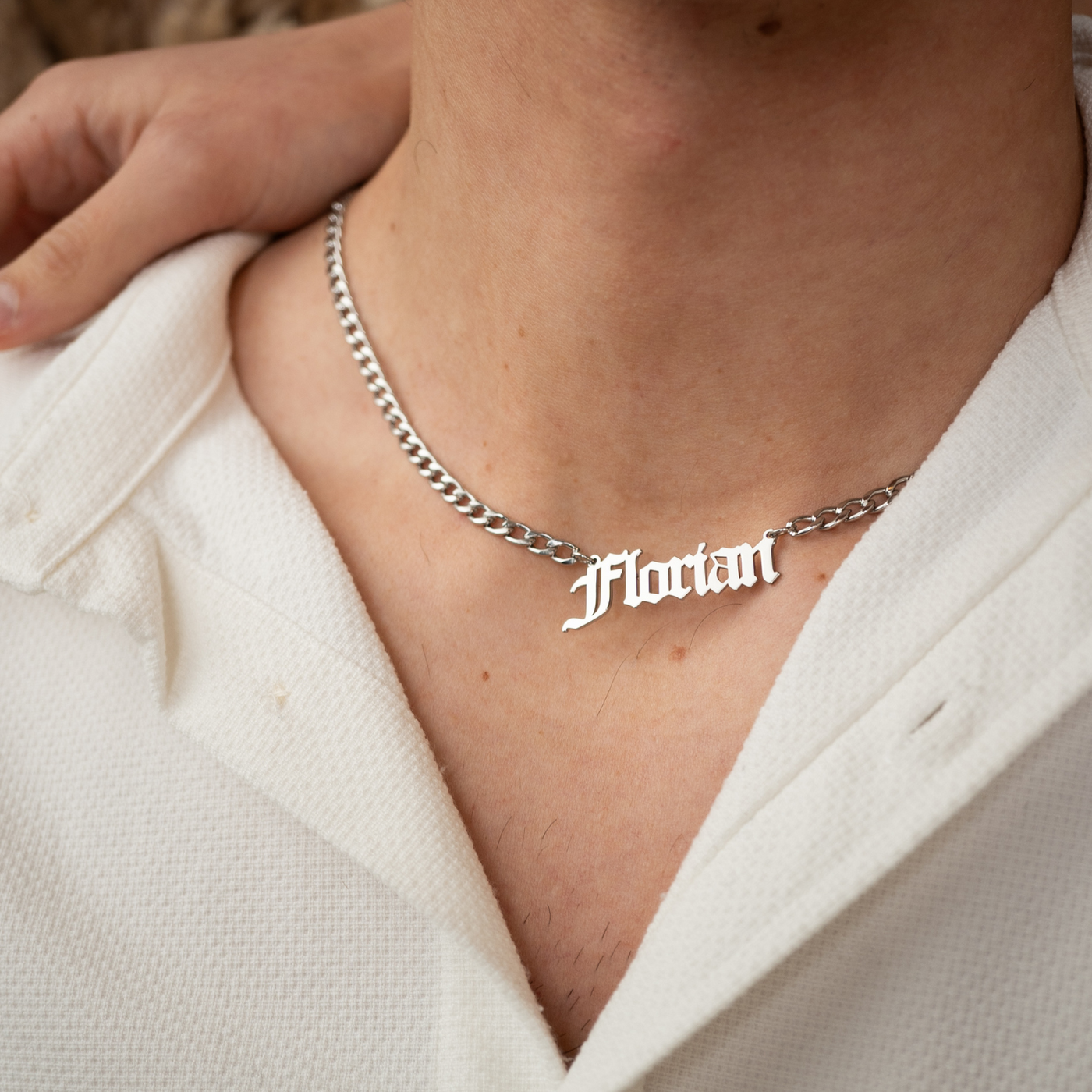 Men's name necklace - Var. Gothic