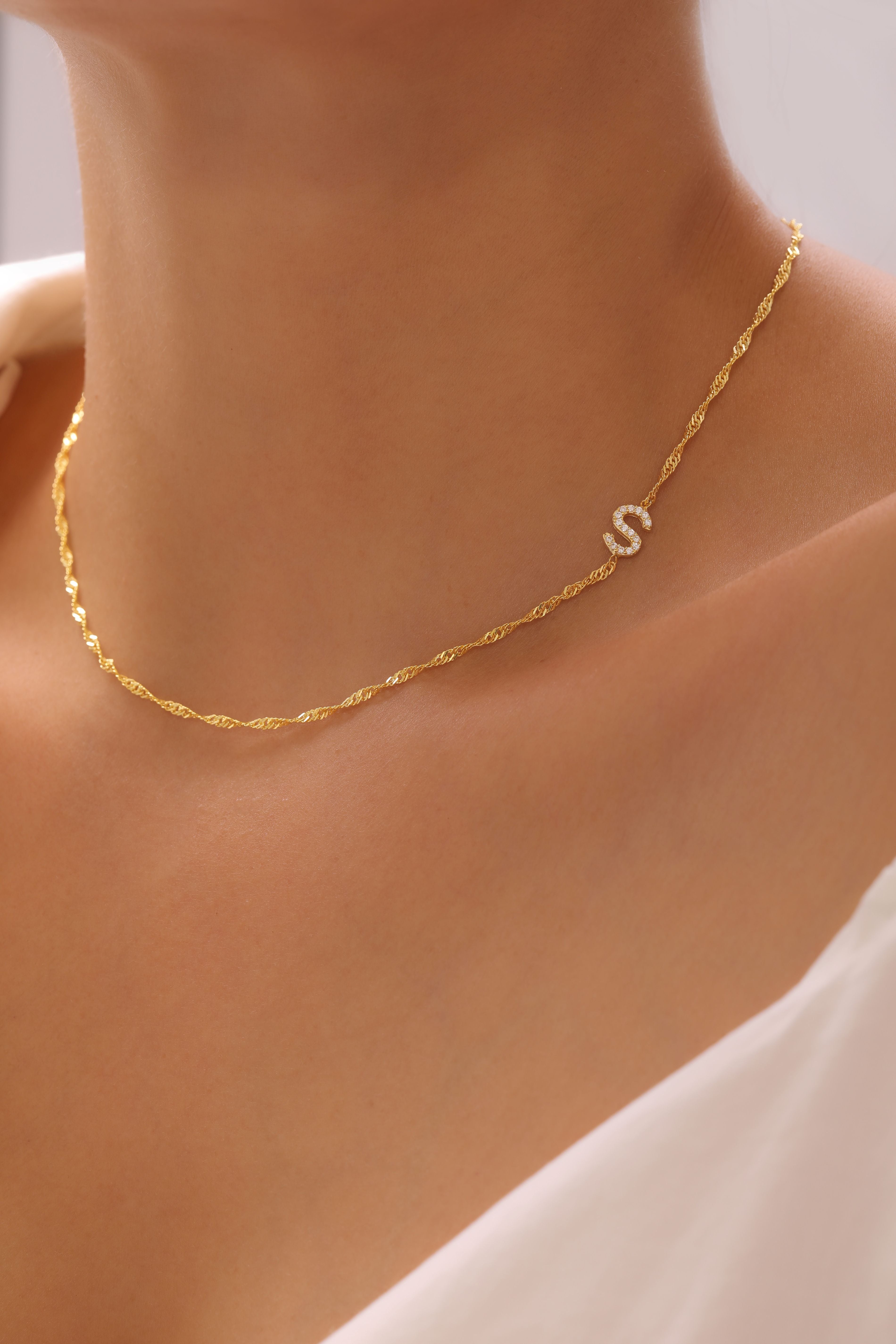 Vintage Buchstaben Halskette