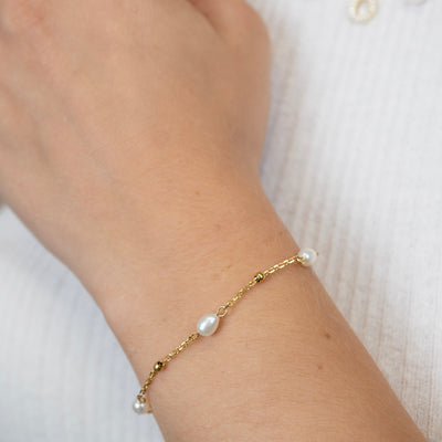 Pearl bracelet Elegance
